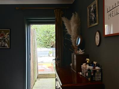 Picture 19